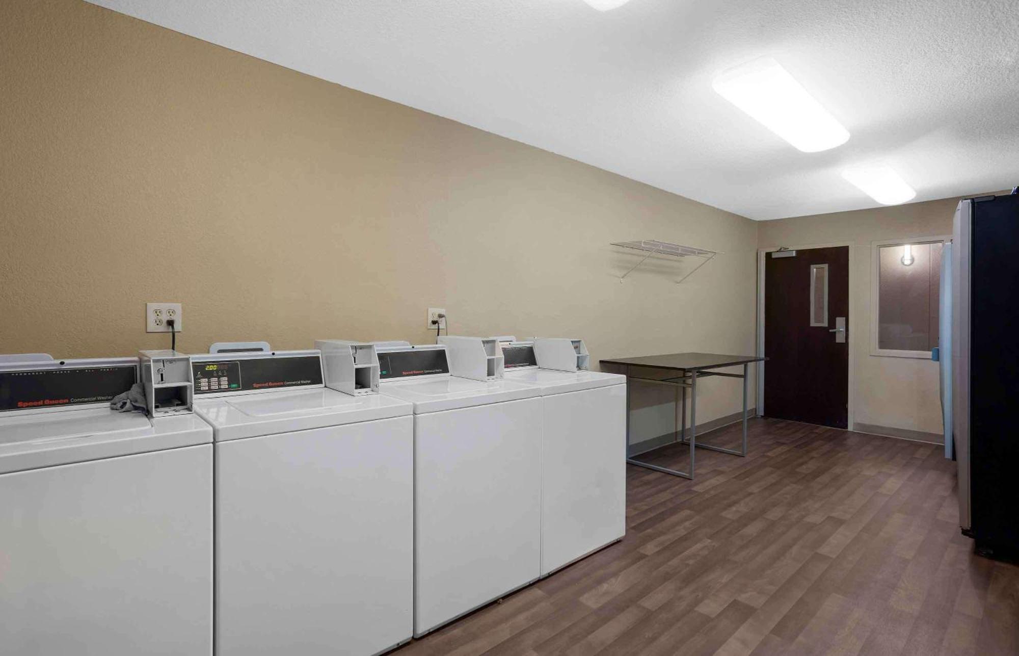 Extended Stay America Suites - Houston - Med Ctr - Greenway Plaza Exteriör bild